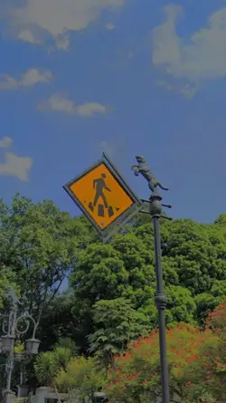 CUKUP SEKALI...