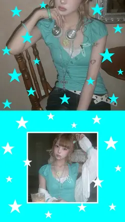 2 pics 🩵🌟