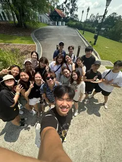 tropa vibes.