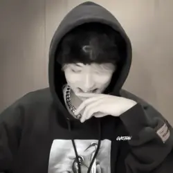 cr;Esmw