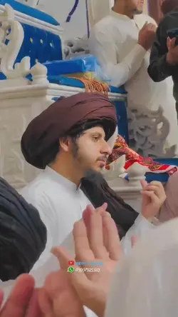 labbaik wale Sher