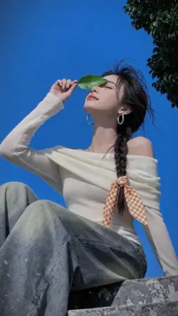 Video 2 hình 