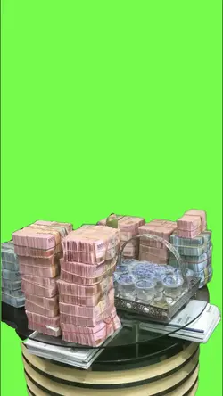 uang di meja prank
