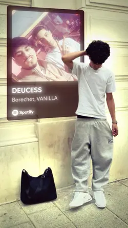 DEUCESS