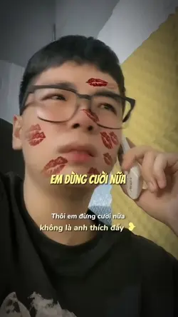em đừng cười nữa 