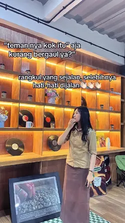 teman nya ko itu' aj