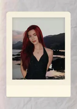 mrld polaroid