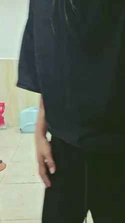small & big head
