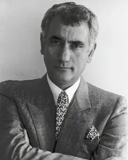 BENİ TANIYORMUSUN