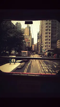 Tháp rơi tự do