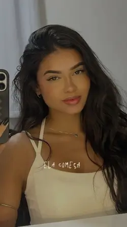 Uma Mulher Seguraa |