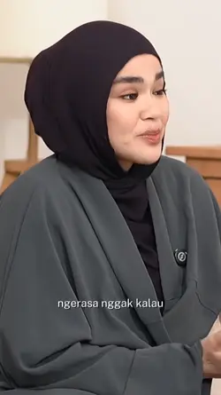 cantik pake abaya