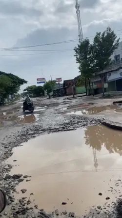 jalan rusakk