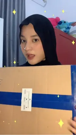 unboxing timeeee