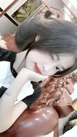 1ảnh em xinh...