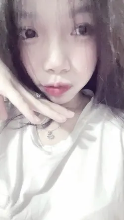 1 pic
