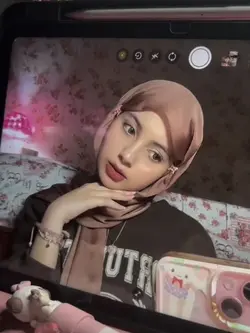 Kamu gk pernah ada