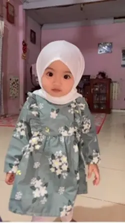 Bayiku udah masuk SD