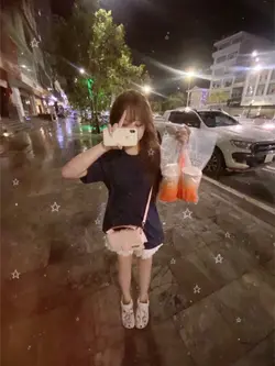 1 pic