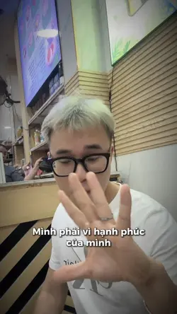 Em là người