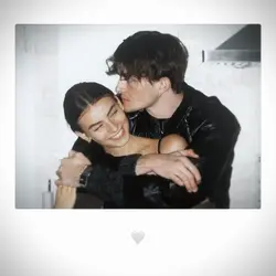 polaroid frame