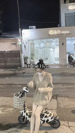 [2] Bé heo 