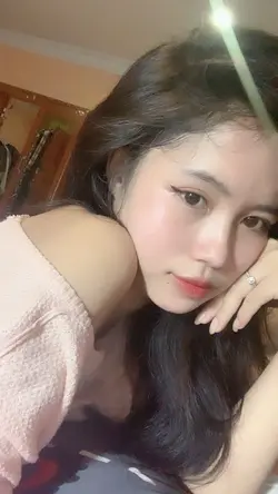 គាត់ស្រឡាញ់គ្នាខ្លាចគេដឹង😄💔