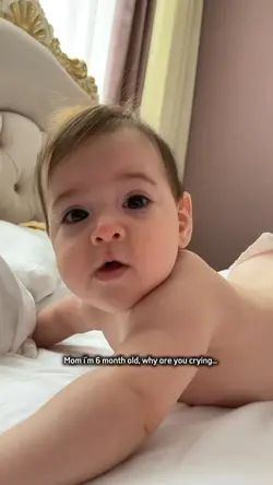 Mom, im 6 month old