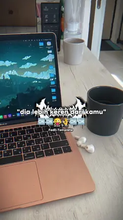 DIA LEBIH KEREN DARI
