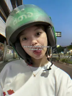dia mah cantik kalo
