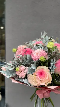 Flowers bouquet 