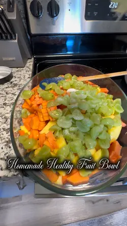 Fruit bowl 🍍🍇
