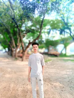 এলো মেলো চুল 