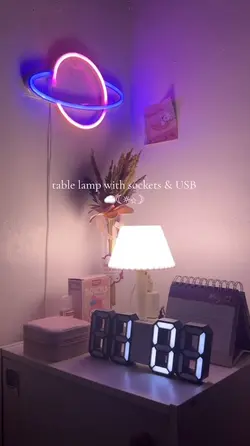 desk lamp w sockets
