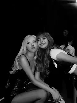 | 𝐌𝒀 𝐋𝑰𝑺𝐀<333