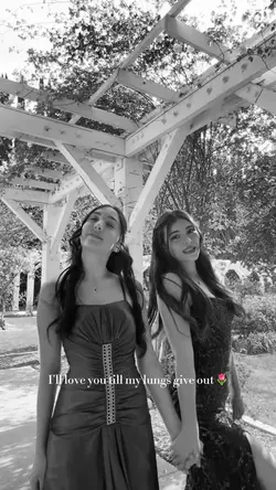 BFF 🪽