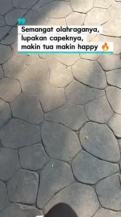 makin tua happy