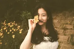<3