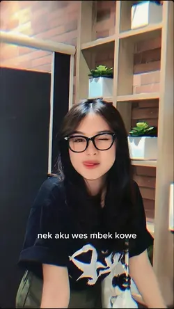 Nek aku ws mbek kowe