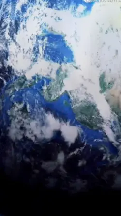 zoom out satelit