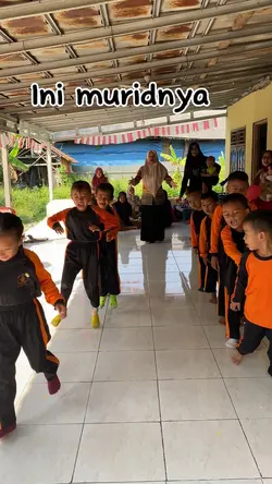 Ini murid dan guruny