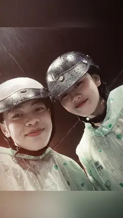 1 Ảnh + Màu