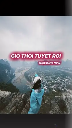 Gió thổi tuyết rơi..