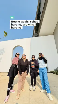 Olahraga with bestie