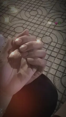 trend nắm tay ngiu