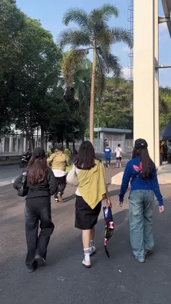 SLOWMO KECE