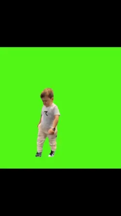niño caminhando 