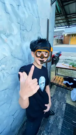 kacamata renang