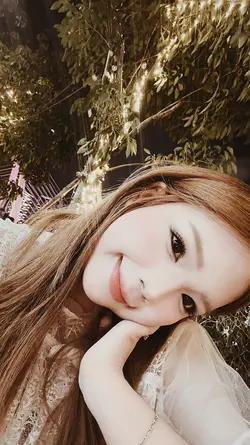 1 ảnh + màu