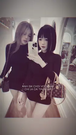 Anh em chơi với nhau